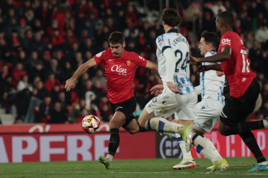 Abdón en el partido de ida Mallorca - Real Sociedad